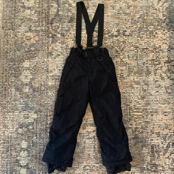 Burton Gloves, two extra gloves and Snow pants with removable suspenders - Picture 3 of 10